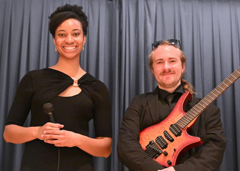 Providing music for the evening are Jade Wesley, left, and Dean Fields with Louis Pettinelli Entertainment.